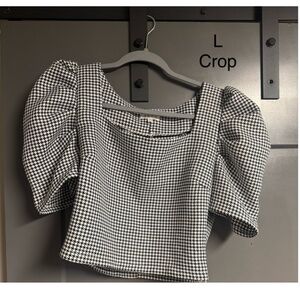 Black and White Crop Top
